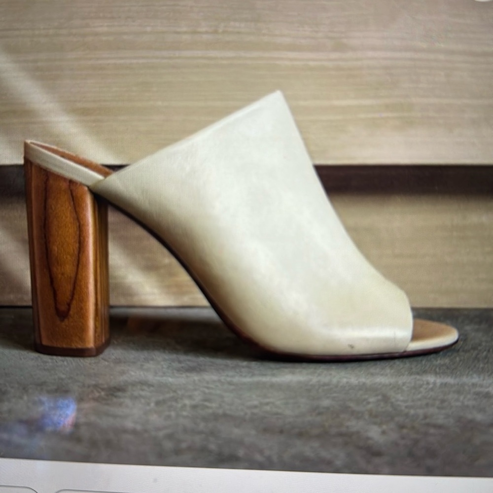 Tory Burch Raya, Mule sandal size 6